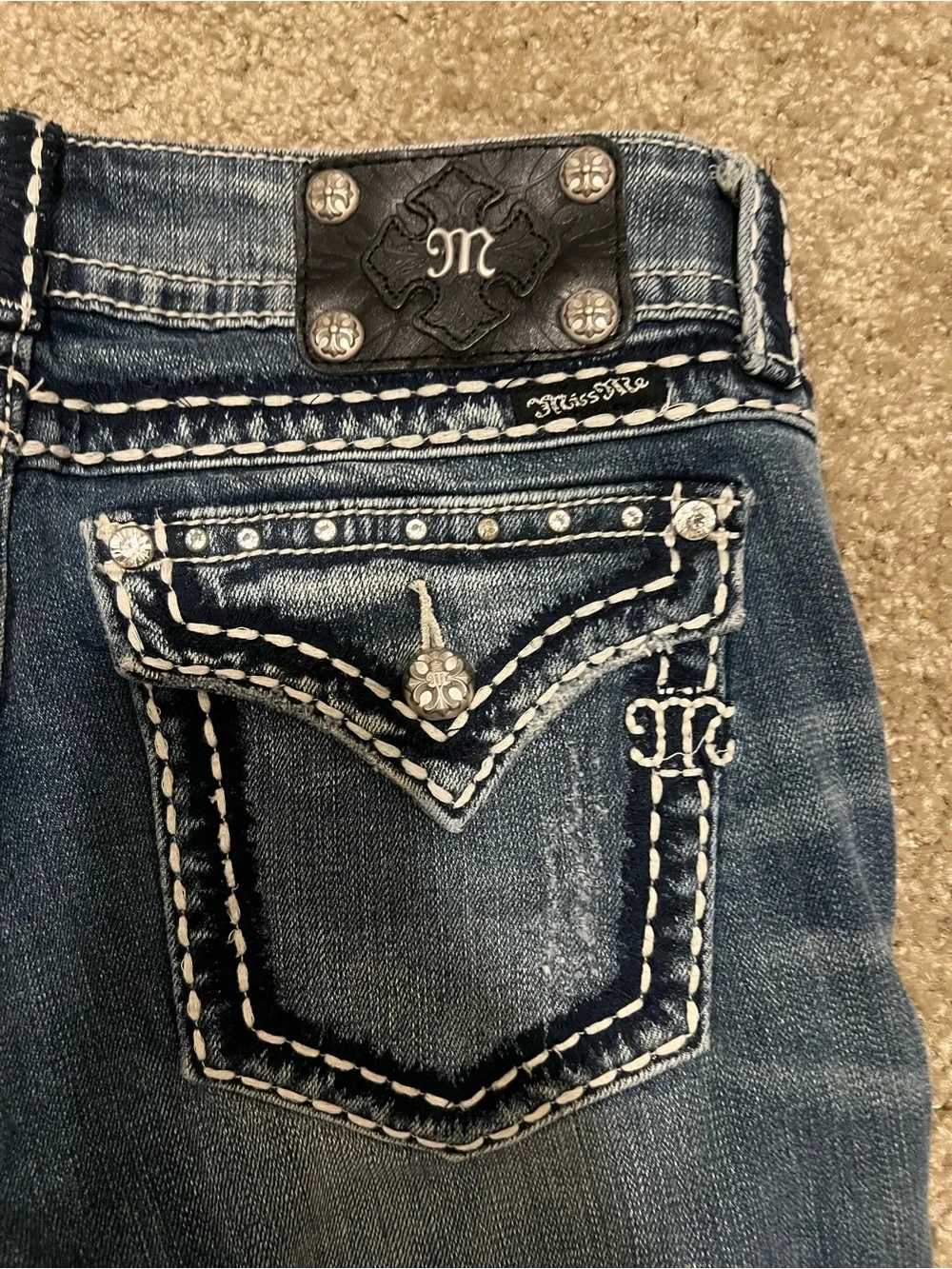 Miss Me jeans Y2k low rise boot cut NWT saddle stitching‎ gemstones 31 RARE